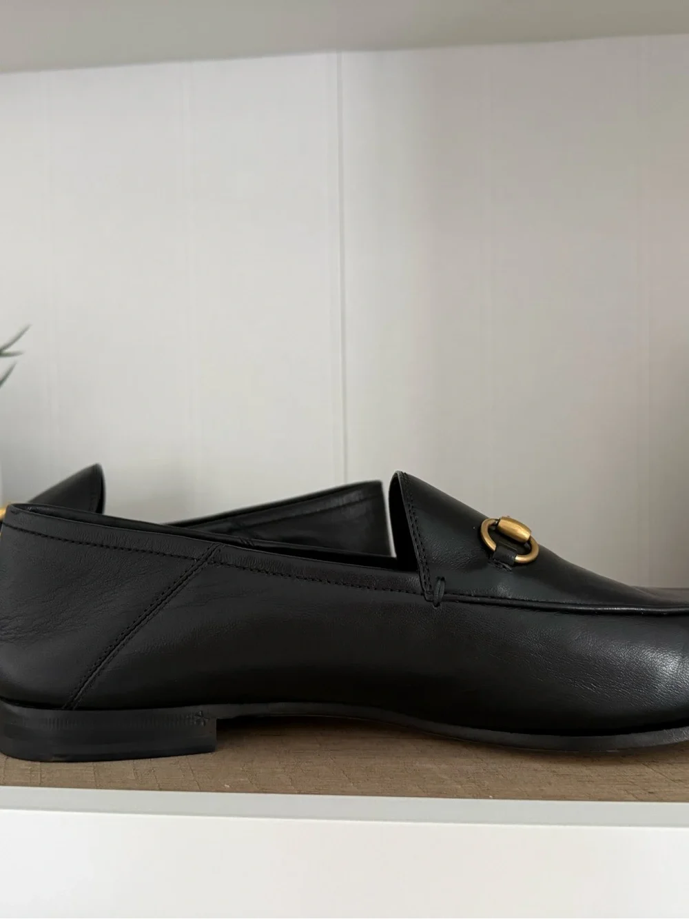 Like New Black Gucci Jordaan Loafers (Men’s sz 9/Women’s sz 10)